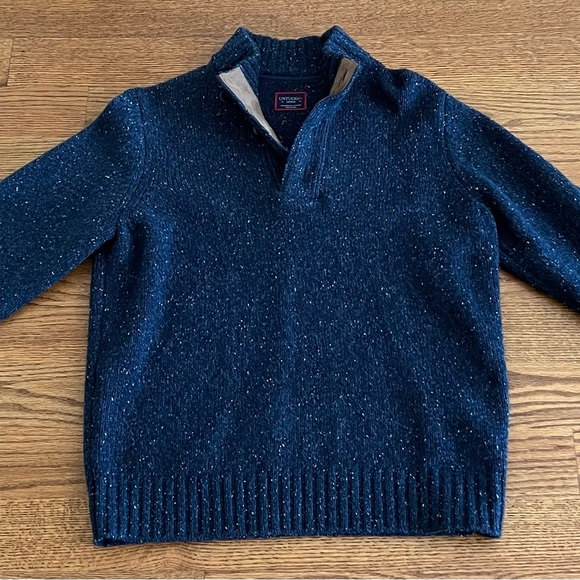UNTUCKit | Sweater | Medium | Smoke Free Home - Picture 3 of 3